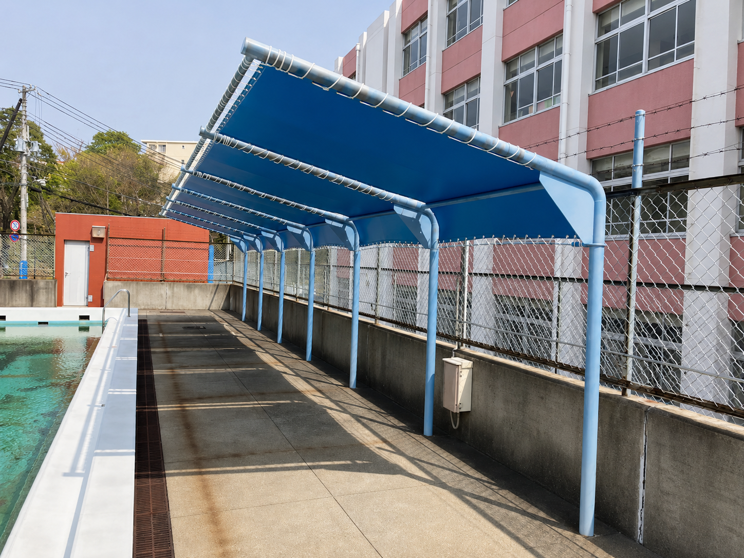 神戸市立小学校　プールテント張替工事